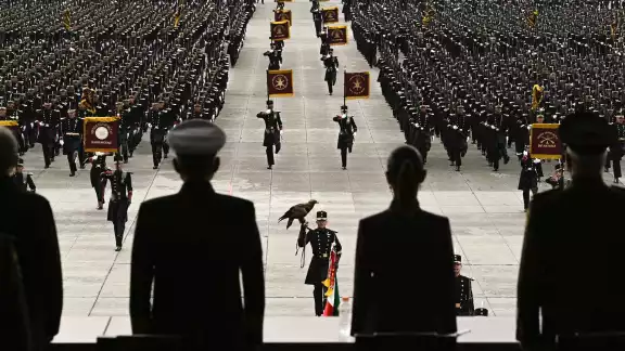 La jefa del Ejecutivo Federal encabezó la ceremonia en el Heroico Colegio Militar. La jefa del Ejecutivo Federal encabezó la ceremonia en el Heroico Colegio Militar.