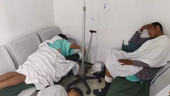 Los usuarios acusaron que usan las sillas como camillas