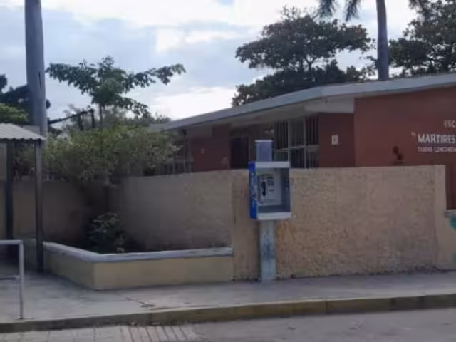 Aparece narcomanta con amenazas en escuela primaria de Ciudad Concordia