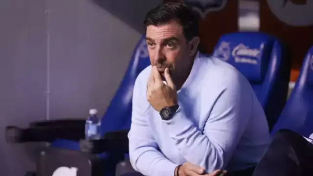 El estratega se hizo a un lado tras una nueva derrota