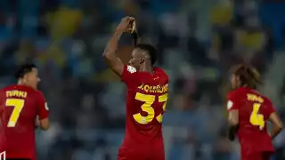 Mientras en América lo extrañan, Julián Quiñones debuta con doblete con el Al-Qadisiya:VIDEO