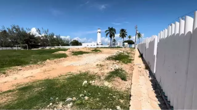 Rehabilitación de Unidad Bicentenario continúa estancada.