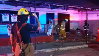 Provocan incendio, junto al domicilio de una activista de Movimiento Ciudadano, en Campeche