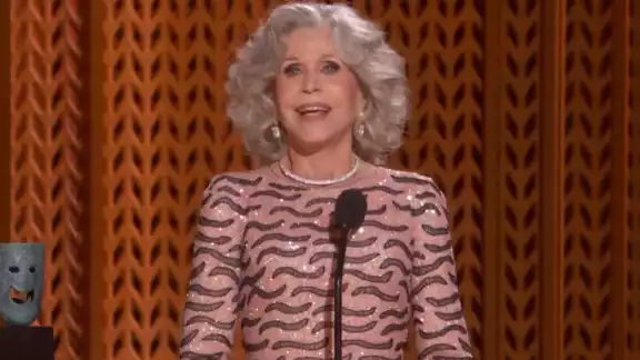 Jane Fonda agradeció a la unión SAG-AFTRA durante su discurso