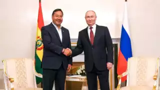 Putin recibe a presidente de Bolivia para discutir sobre cooperación nuclear
