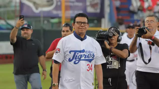 Su estado de salud es muy grave, pero sigue con vida en un hospital de Los Ángeles