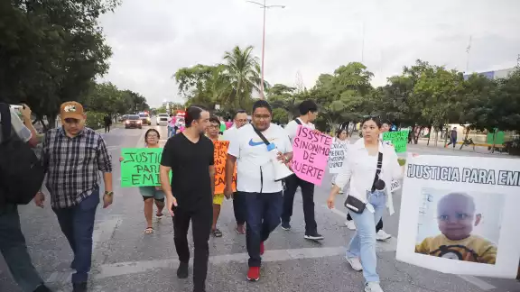 El padre del menor dijo que los delitos a aplicar son negligencia médica o falsedad en declaraciones