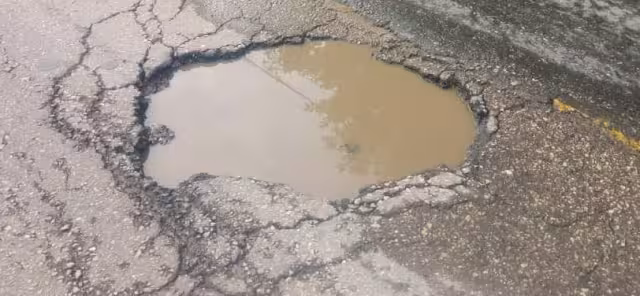 Amenaza con bloquear la federal 180