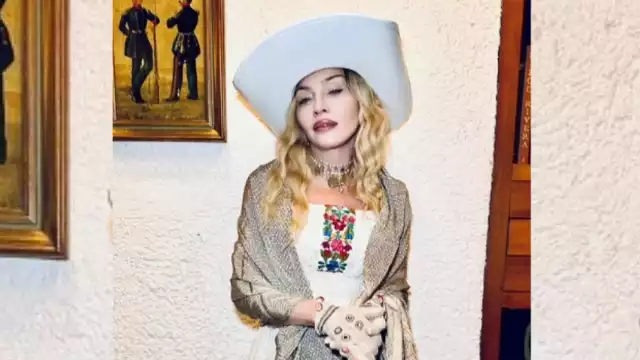 La intérprete de "A like a Virgen" sorprendió a sus seguidores con unas fotos que se tomó durante su visita a la Casa Azul de Frida Kahlo