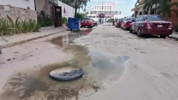 En la laguna Makax, Playa Norte y parte sur de la isla se han registrado continuos derrames de aguas negras En la laguna Makax, Playa Norte y parte sur de la isla se han registrado continuos derrames de aguas negras