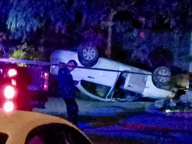 La colisión ocurrió en el muro de la hacienda Misné, ubicada en el rumbo del fraccionamiento Vergel, la madrugada de ayer.