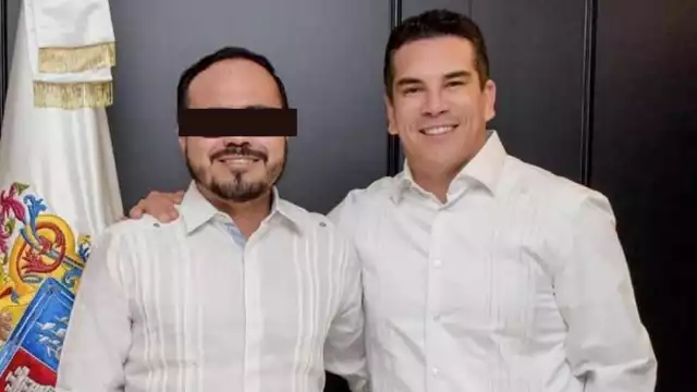 Sale bajo fianza ex titular de Comunicación acusado de peculado por $16 millones