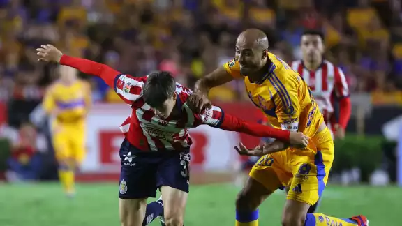 Tigres logró repartir puntos a pesar del fallo y gol de Gignac