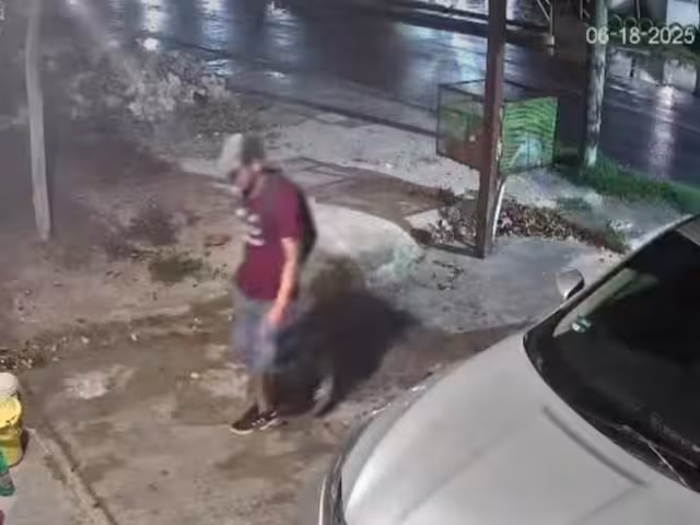 Captan a sujeto robando utensilios de limpieza en dos colonias de Escárcega