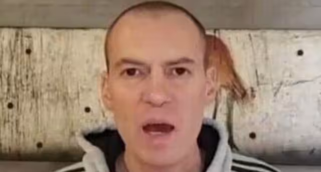 André Marín se recupera