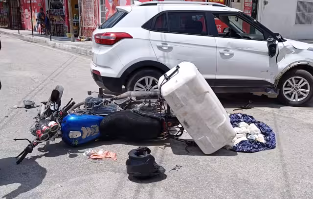 Accidente en colonia Unidad Esfuerzo y Trabajo II deja un herido en Escárcega