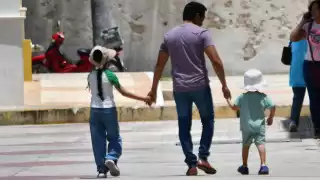 Redes sociales provocan la pérdida de autoridad parental, aseguran especialistas de Campeche