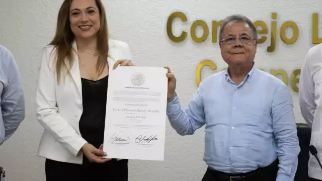 Lucía del Socorro Huerdo Alvarado fue ratificada como jueza laboral en Campeche.