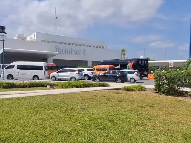 A pesar del flujo constante de pasajeros, el aeropuerto mantuvo su eficiencia