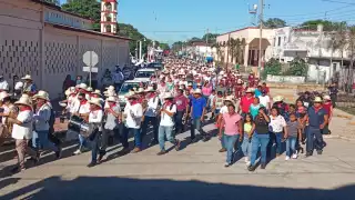 Es una explosión de color y sabor, una crónica viva de los usos y costumbres