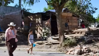 Exigen que Esteban Hinojosa deje cargo si busca competir en 2027