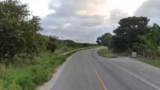 Anoche, un hombre fue hallado sin vida en la carretera Champotón-Campeche, en Haltunchén, Seybaplaya