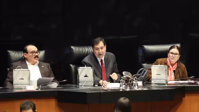 El Senado avala la reforma que transforma a Pemex y CFE en empresas públicas del Estado