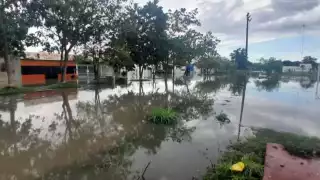 Crecimiento urbano desordenado y falta de drenaje en Chetumal, la causa de las inundaciones 
