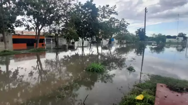 La construcción de un drenaje eficiente y la creación de más pozos de absorción deben ser abordados de manera integral