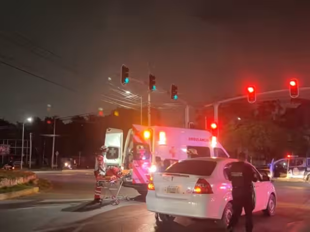 Menor de diez años fallece en ataque armado en Cancún.