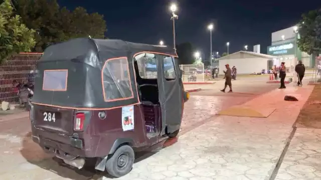 Abordo de una mototaxi, el joven fue llevado a su familia al hospital