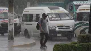 Repentinas lluvias toman desprevenidos a los habitantes de la ciudad de Cancún