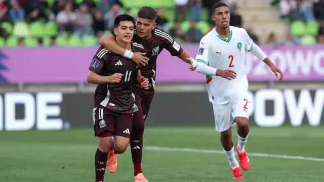 Gil Mora anotó desde el manchón penal el gol de la victoria.