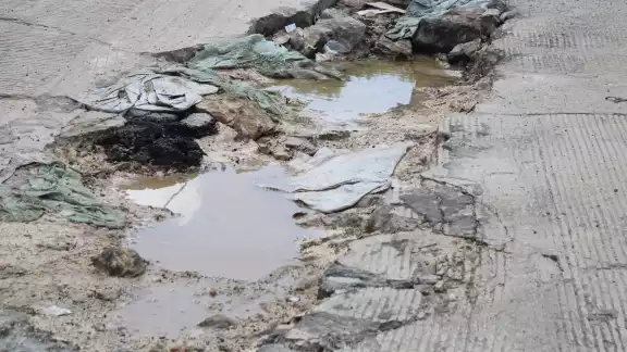 Calles principales tienen cantidad de baches Calles principales tienen cantidad de baches