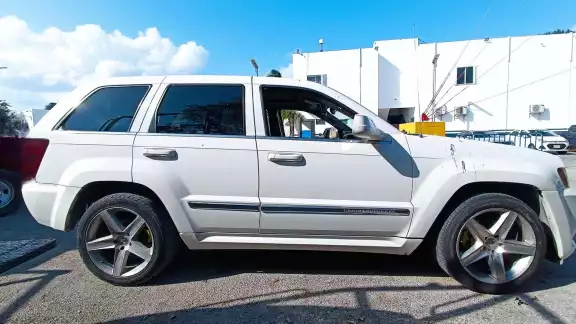 Uno de los coches tenía placas de Michoacán, y con un reporte de robo del 27 de enero de 2025 Uno de los coches tenía placas de Michoacán, y con un reporte de robo del 27 de enero de 2025