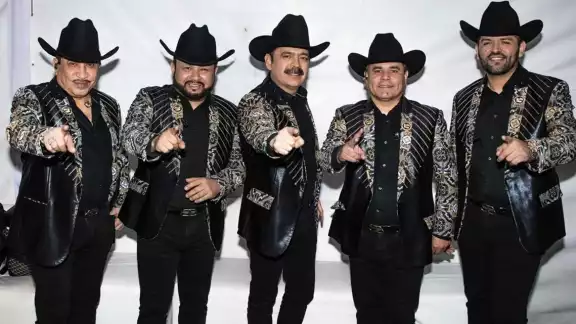 ¿Vas al concierto de Los Tucanes? Estas son las rolas que tienes que corear en la Feria del Carmen ¿Vas al concierto de Los Tucanes? Estas son las rolas que tienes que corear en la Feria del Carmen