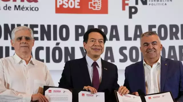 Rafael Barajas, Mario Delgado y Santos Cerdán firmaron el convenio