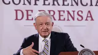 AMLO defiende nuevo nombramiento de Rosa Icela Rodríguez ante críticas de machismo y clasismo