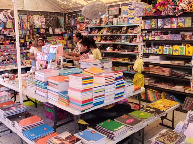 Gobierno federal promueve consumo responsable y calidad en útiles escolares