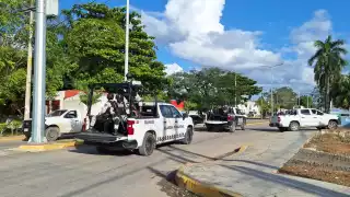 Eb la Zona de Chunhuhub fue localizado en una brecha, una camioneta Marca GM tipo Yucon color blanco sin placas de circulación