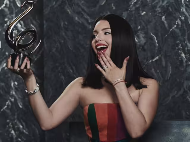 Ángela Aguilar es reconocida como Mujer del Año 2024 por Glamour.