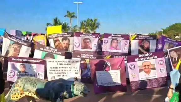 Ley Sabina Campeche convoca a un tendedero de denuncia frente al Poder Judicial.