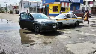 Colisión automovilística cerca del fraccionamiento Maya Real de Chetumal