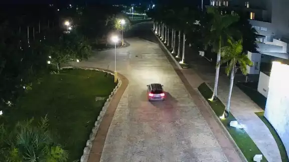 Tres sujetos armados ingresaron al residencial Lagos del Sol y robaron una cuantiosa cantidad de dinero