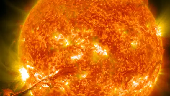 El sol y sus llamaradas que han afectado en varios países El sol y sus llamaradas que han afectado en varios países