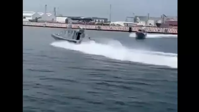 Barcos tipo Defender de la Marina se impactan en Veracruz