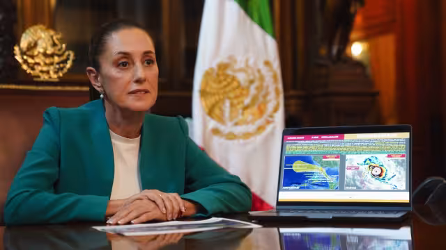 Claudia Sheinbaum habla sobre el Huracán Milton
