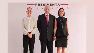 Claudia Sheinbaum presenta a Víctor Rodríguez Padilla como próximo titular de Pemex