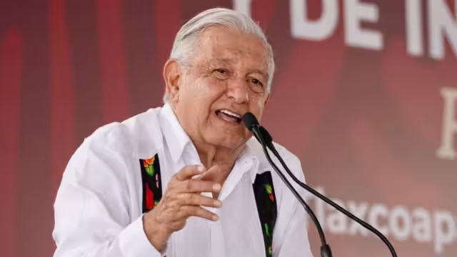 Andrés Manuel Lopez Obrador estuvo acompañado en su ira por Hidalgo por la virtual presidenta electa, Claudia Sheinbaum