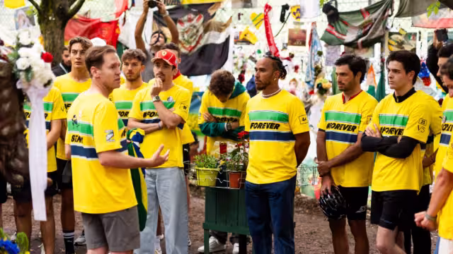 A unas horas de que inicien las prácticas del Gran Premio de Emilia Romagna, los pilotos se reunieron para recordar a los pilotos que murieron de una forma trágica en 1994